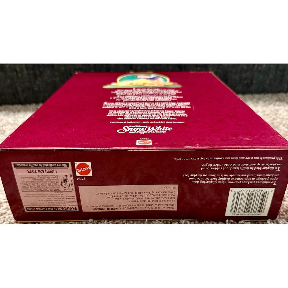 Mattel Snow White Signature Collection 60th Anniversary Doll 1997 Red Box - Picture 6 of 10